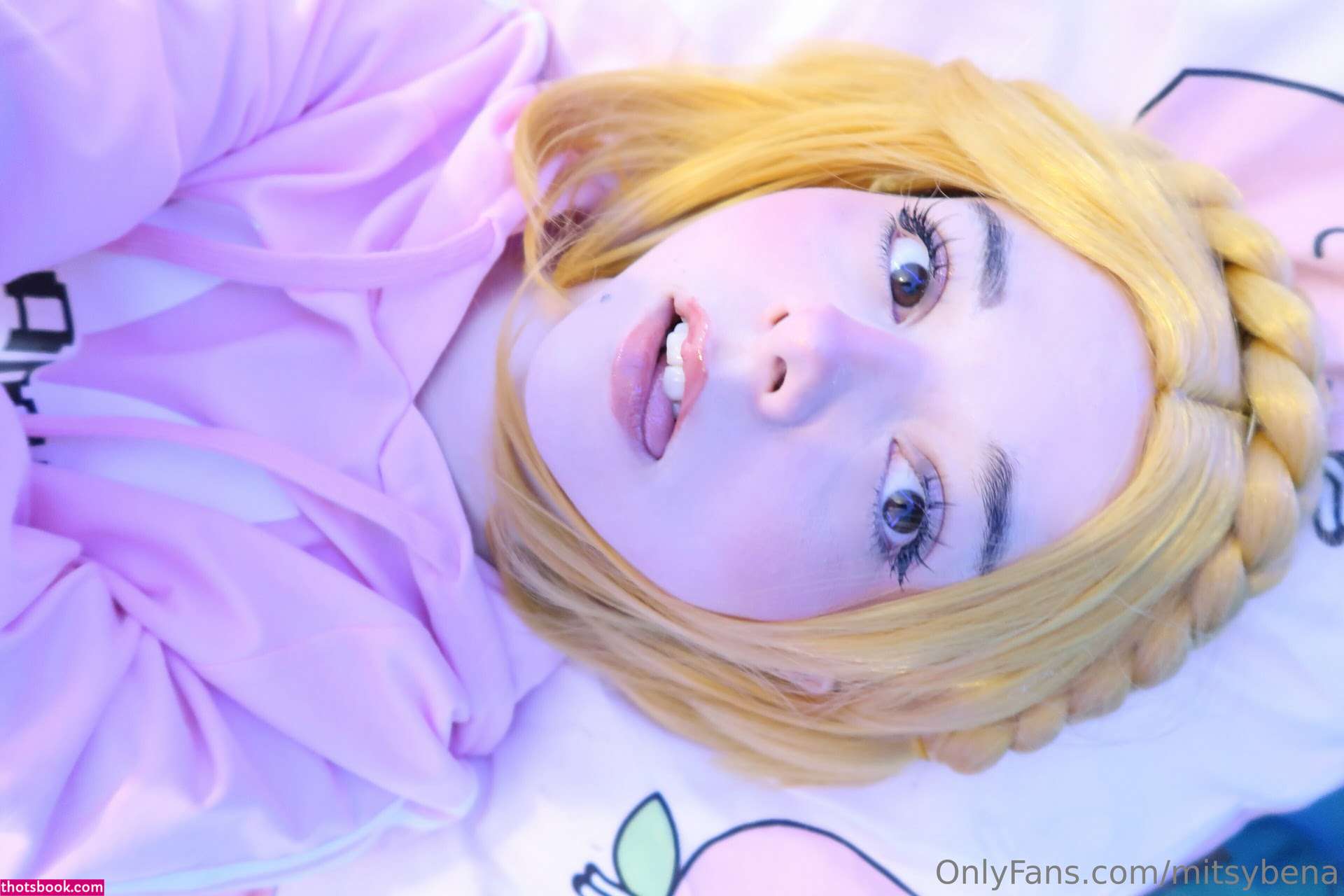 Mitsybena Photo #121