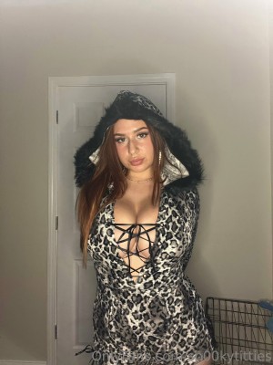 Sp00kytitties Photo #36