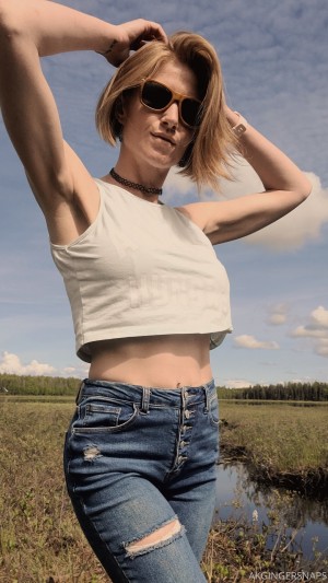 Akgingersnaps Photo #117