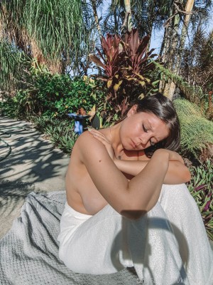 Kikiiscrying Photo #156