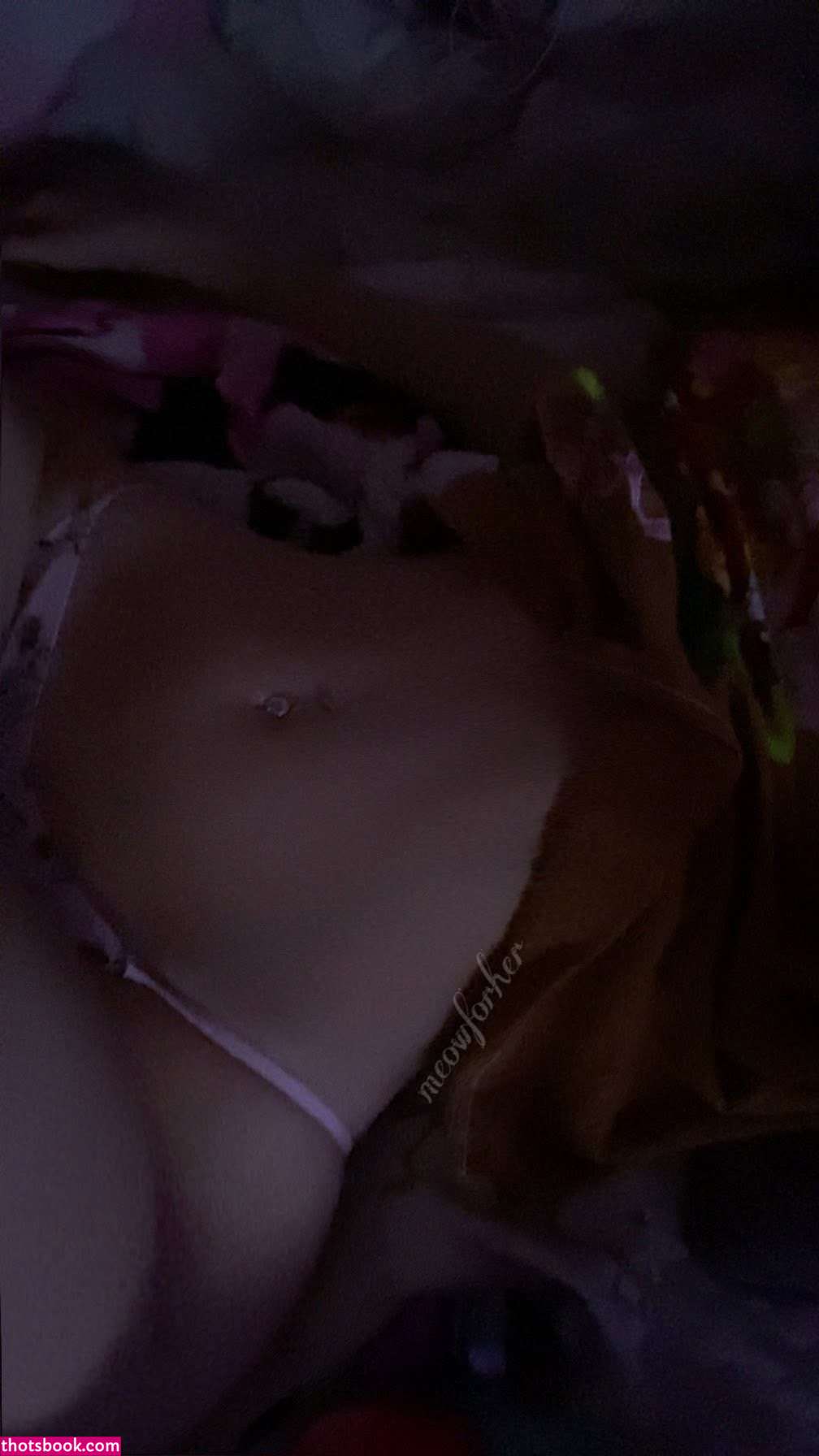 Meowforher Photo #123