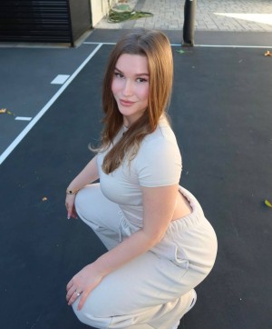 Sondra Blust Photo #129