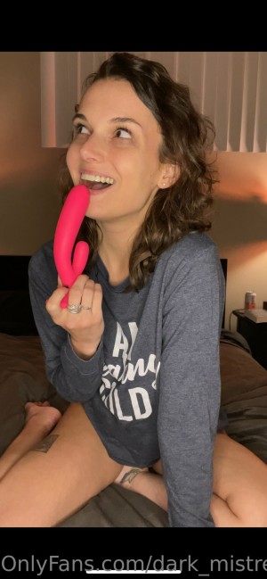 Dark Mistress Photo #93