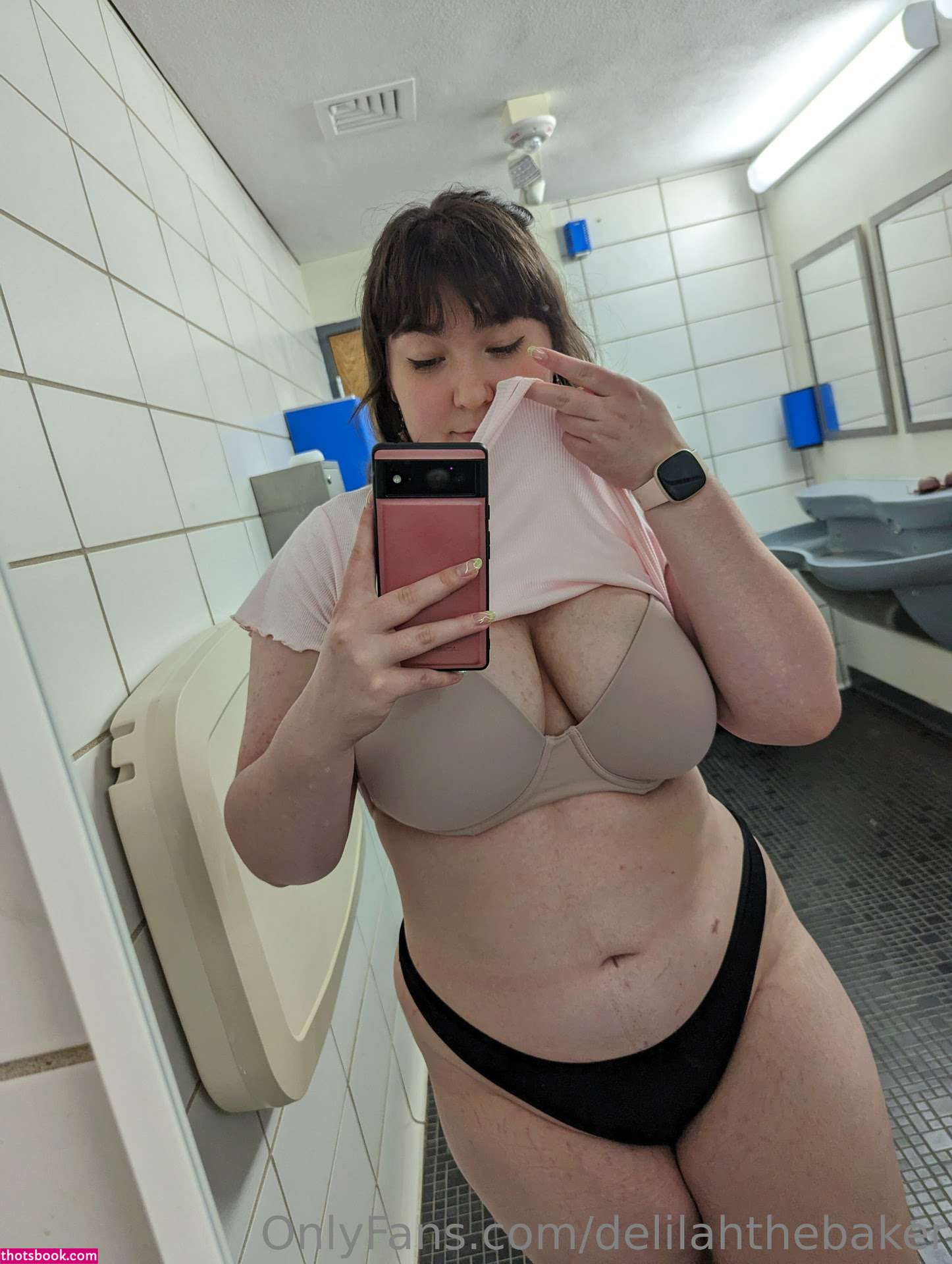 Delilahthebaker Photo #120