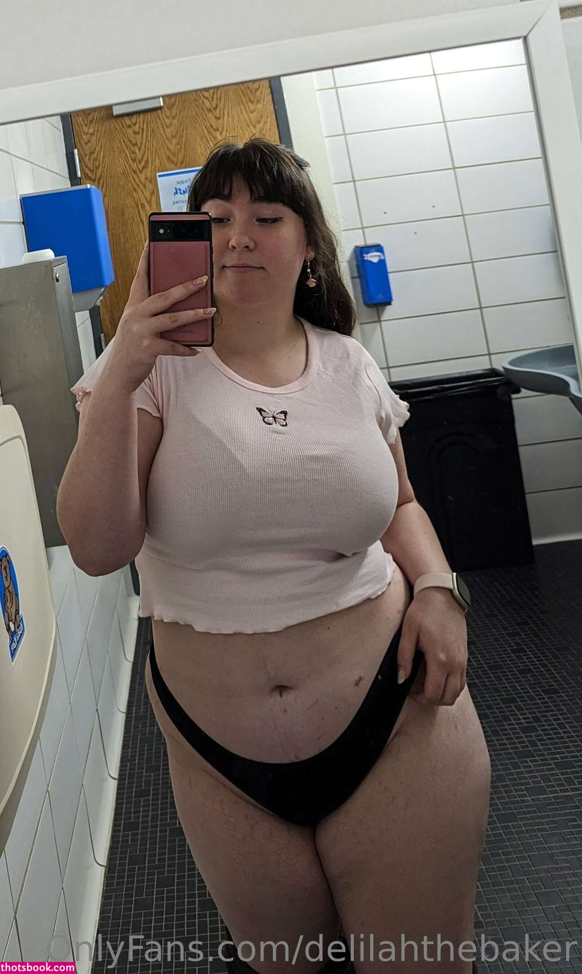 Delilahthebaker Photo #126
