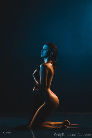 caitlinnlee Photo #18