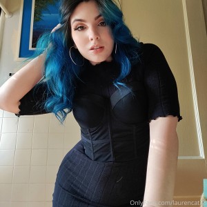 laurencat33 Photo #14