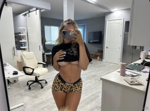 Korn Kernal Photo #115