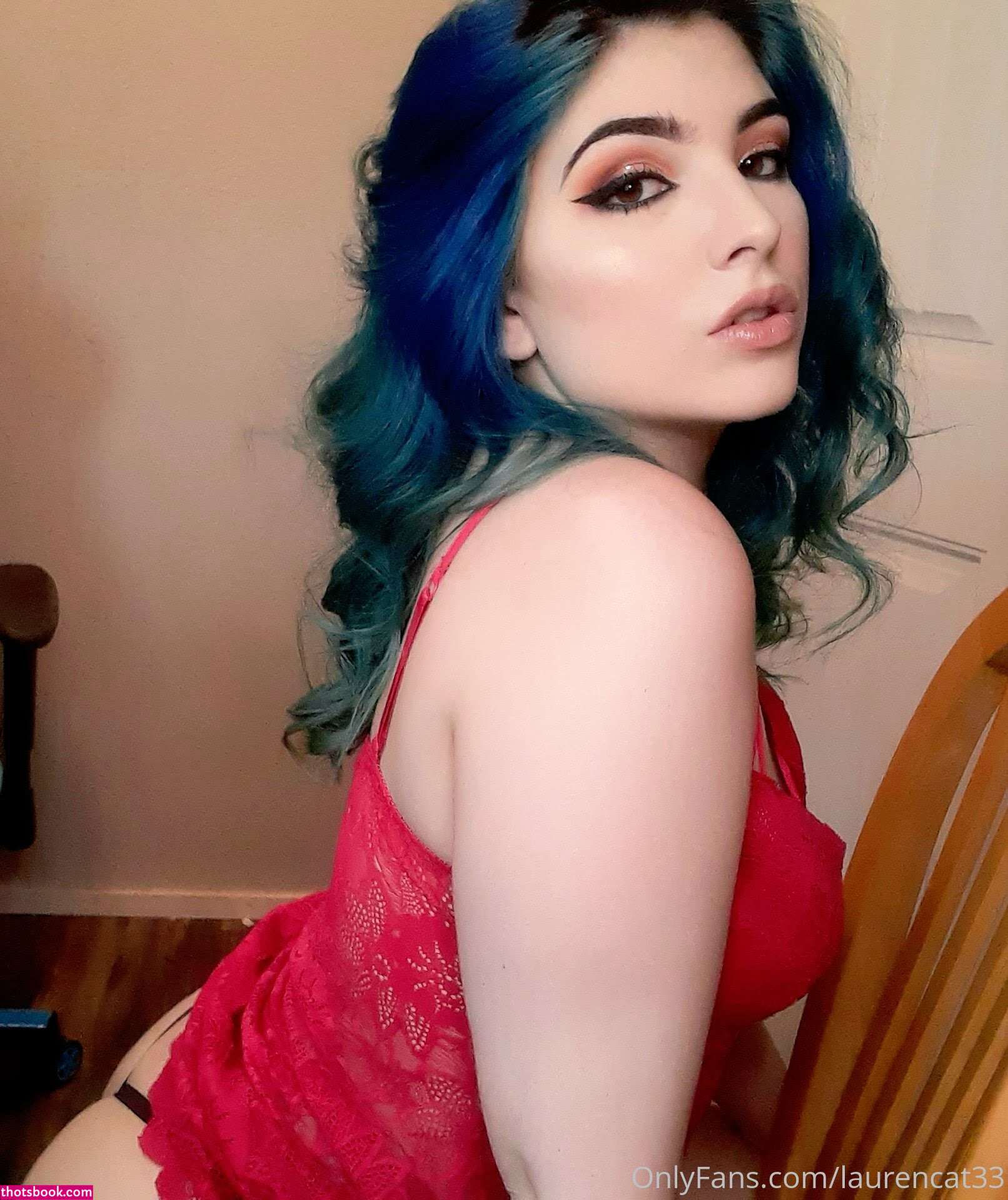 laurencat33 Photo #48