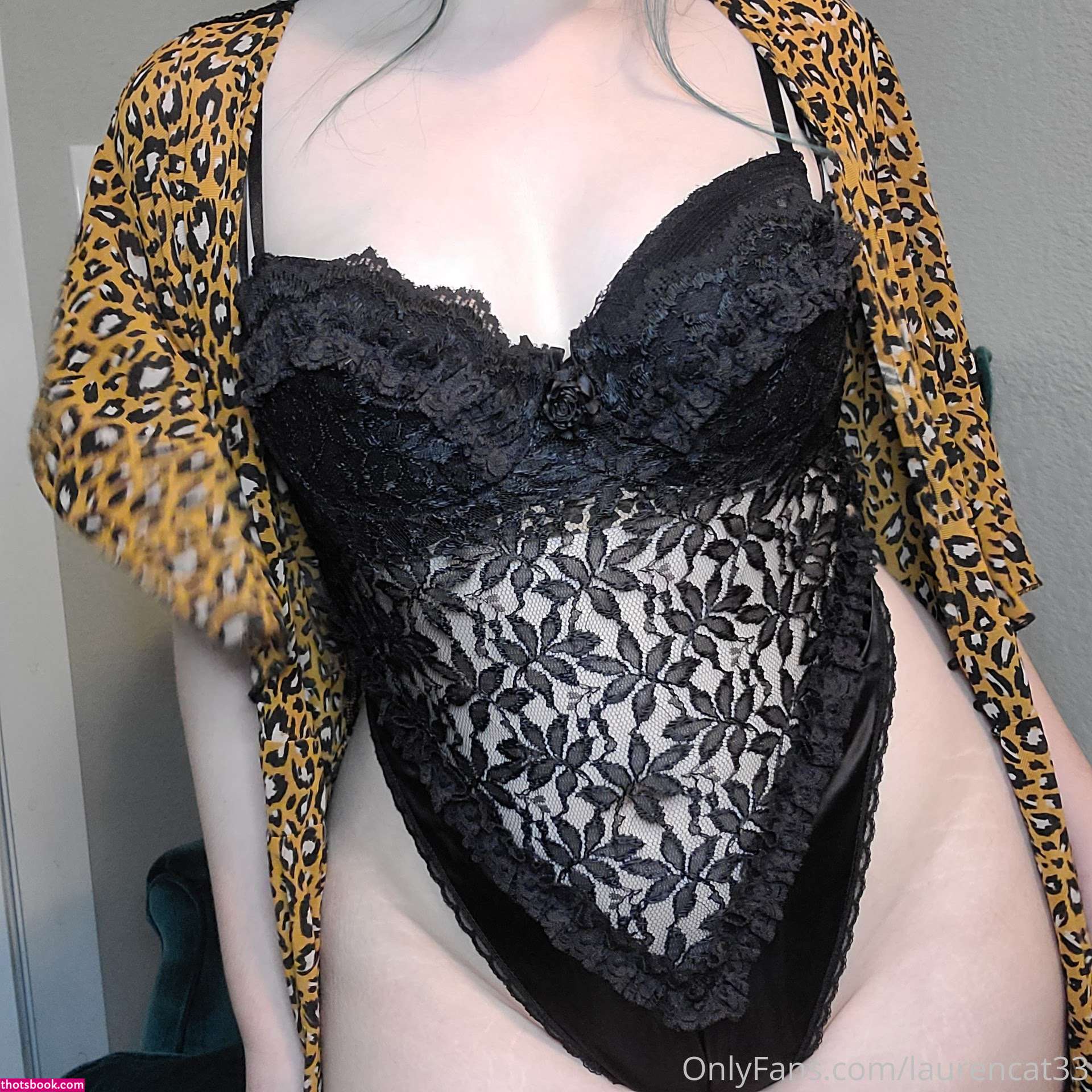 laurencat33 Photo #71