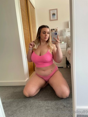 Curvygirllou Photo #21