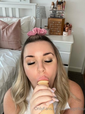 Curvygirllou Photo #85