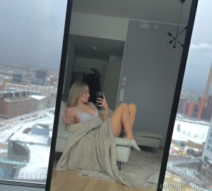 Jennijanina Photo #6