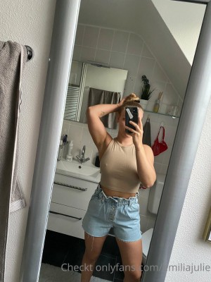 emiliajulie Photo #101