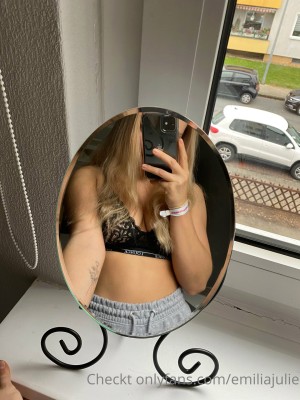 emiliajulie Photo #102