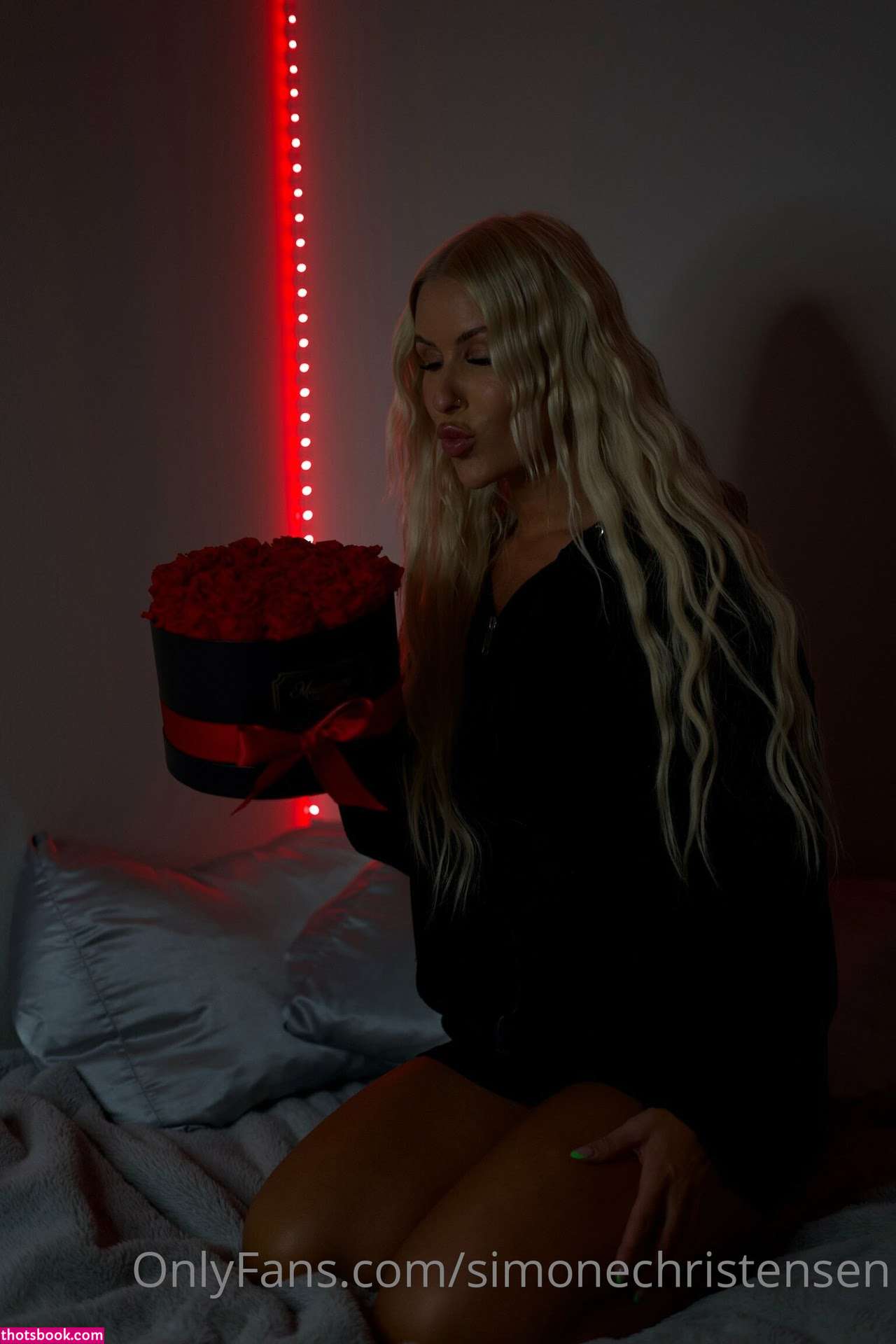 Simone Christensen Photo #145