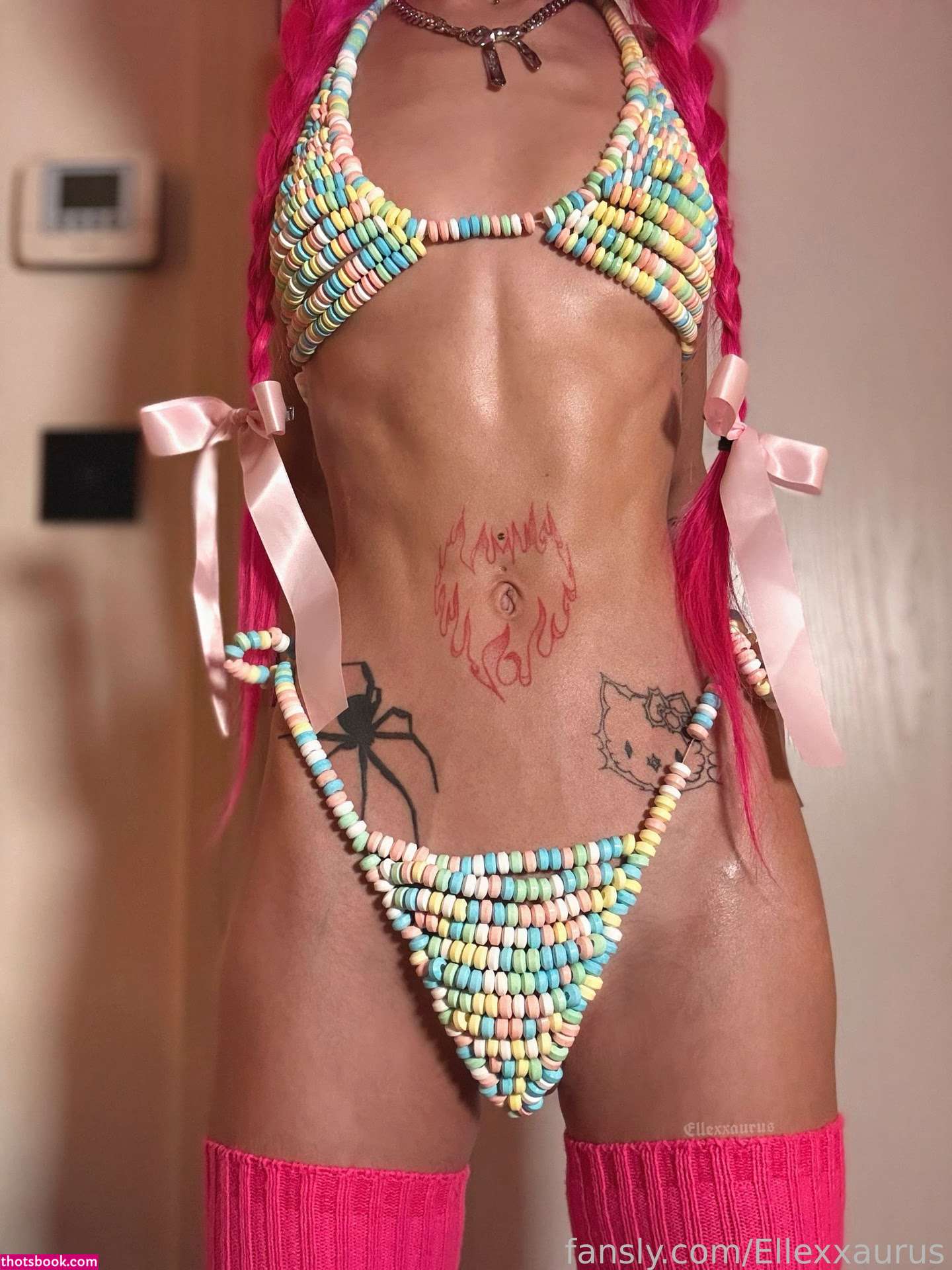 Ellasaurus23 Photo #9