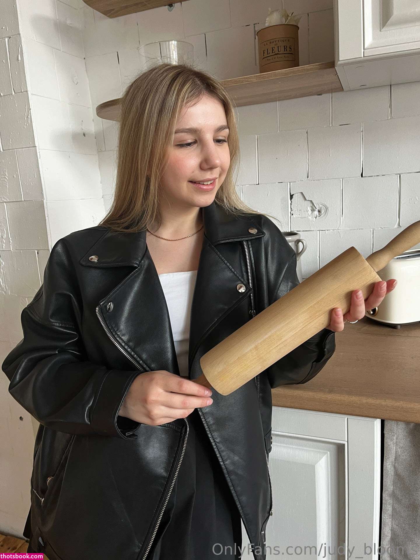 Judy Blooms Photo #107