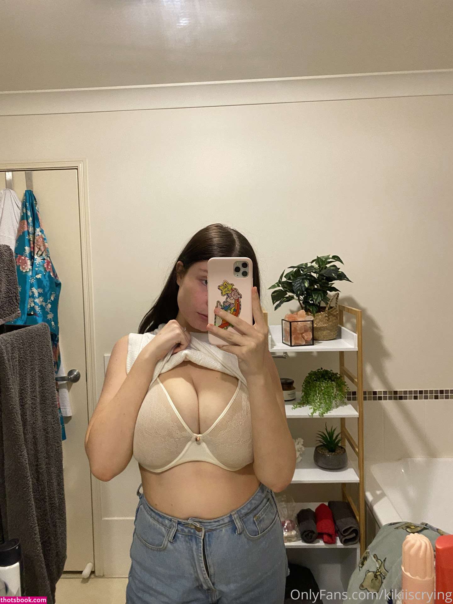 Kikiiscrying Photo #22