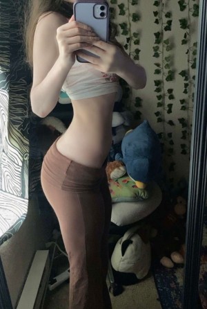 Meowforher Photo #10