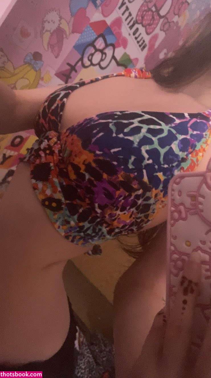 Meowforher Photo #57