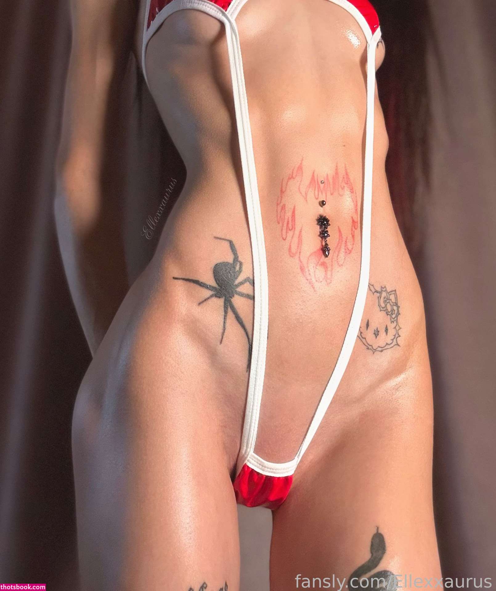 Ellasaurus23 Photo #44