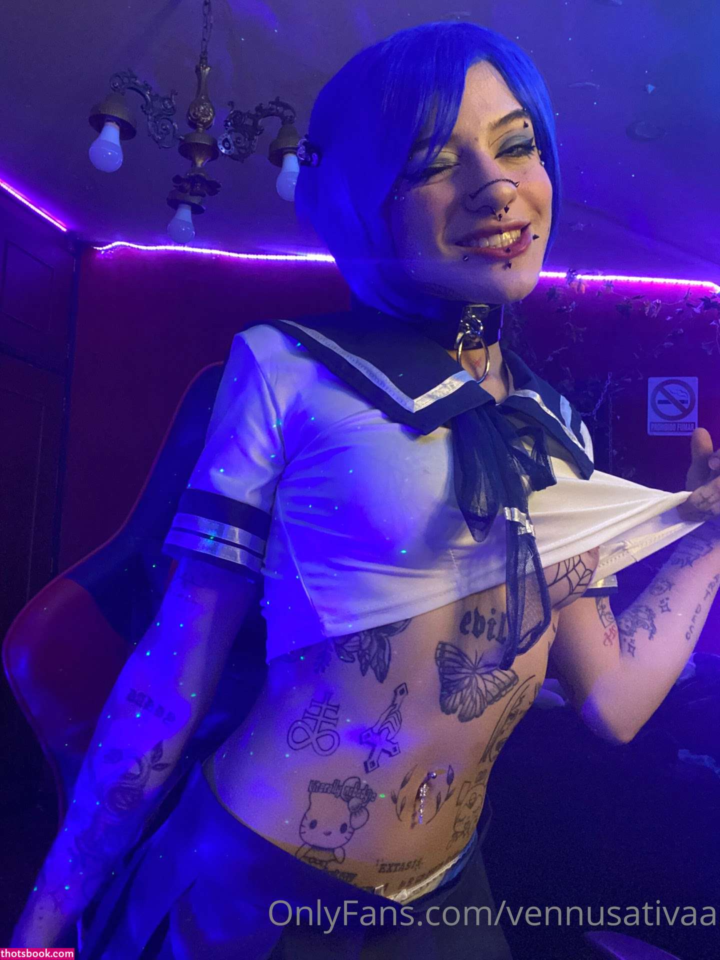 Vennussativa Photo #67