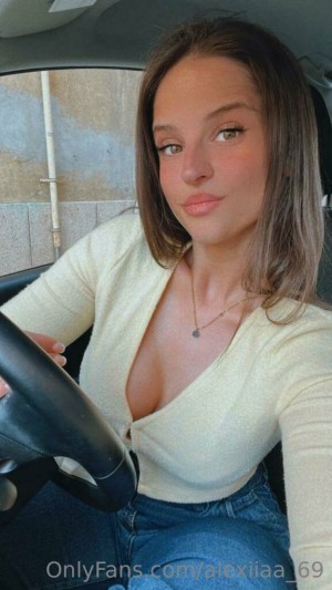 Alexiiaa 69 Photo #15