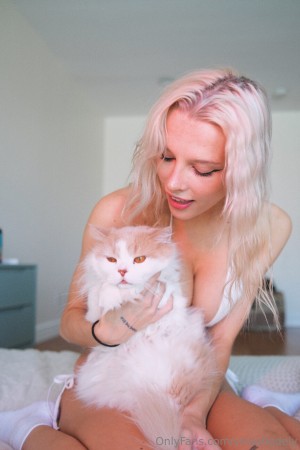 Ashley Matheson Photo #649