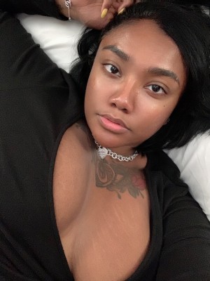 Izzy Saeko Photo #114