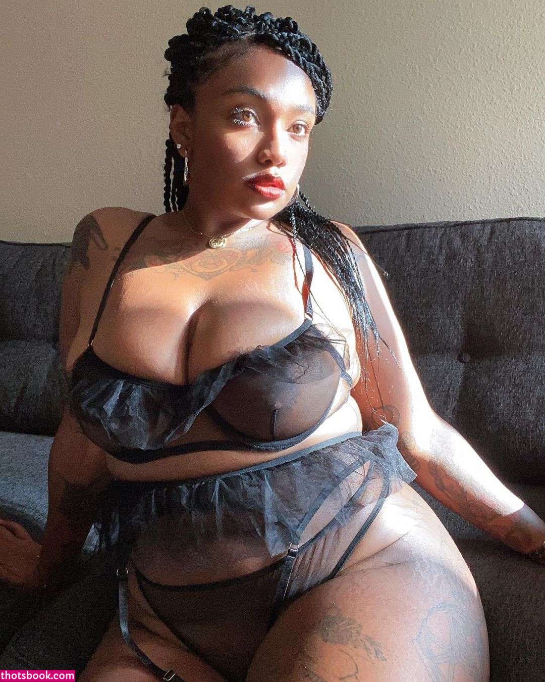 Izzy Saeko Photo #133