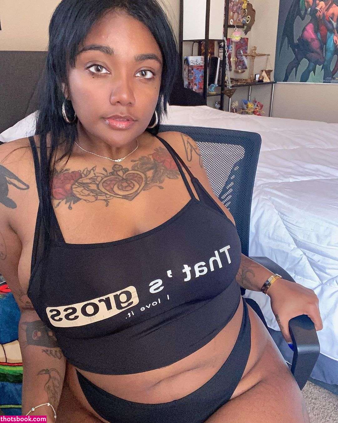 Izzy Saeko Photo #136