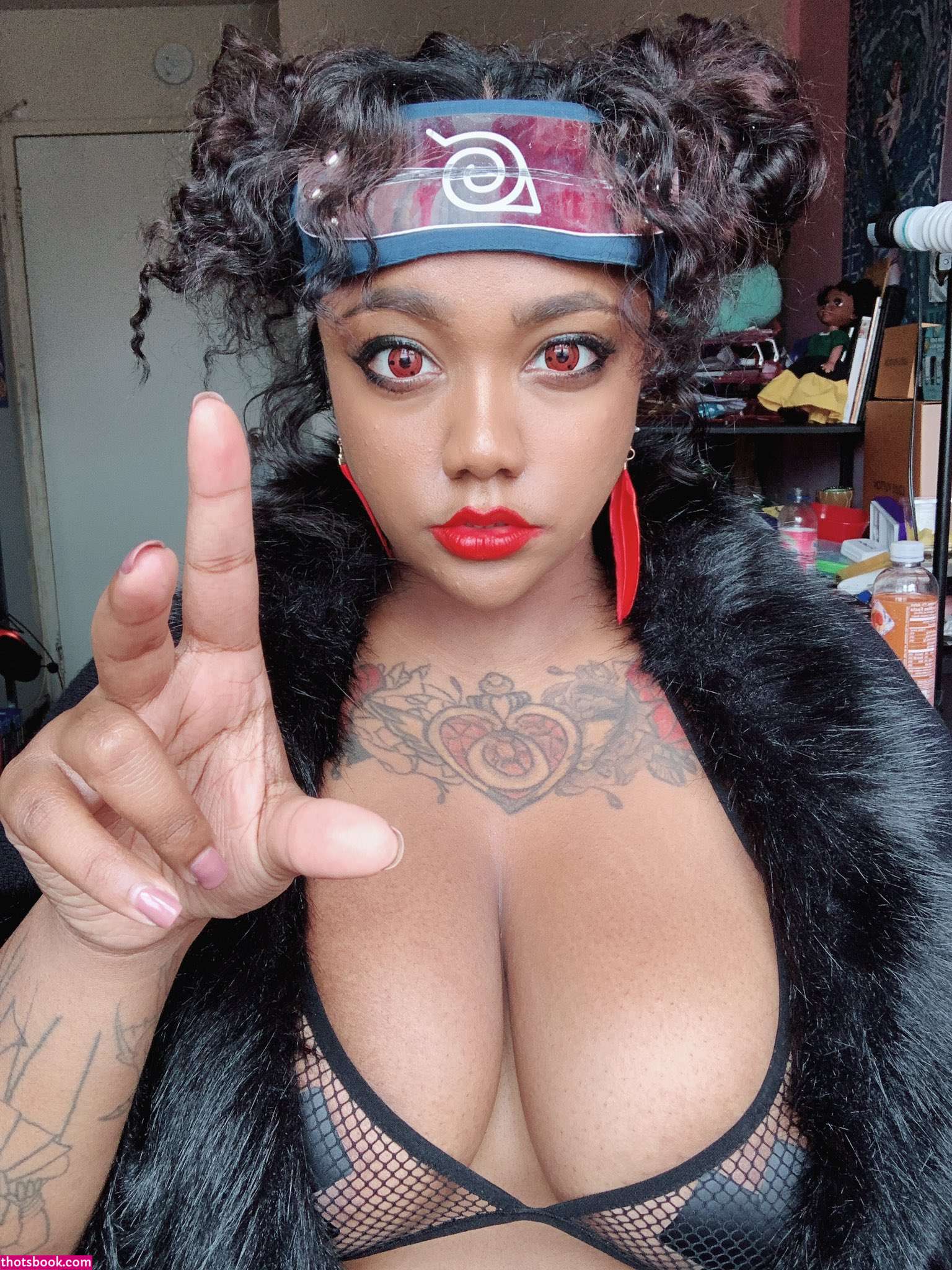 Izzy Saeko Photo #165