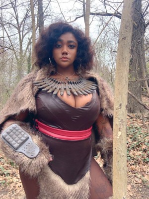 Izzy Saeko Photo #175