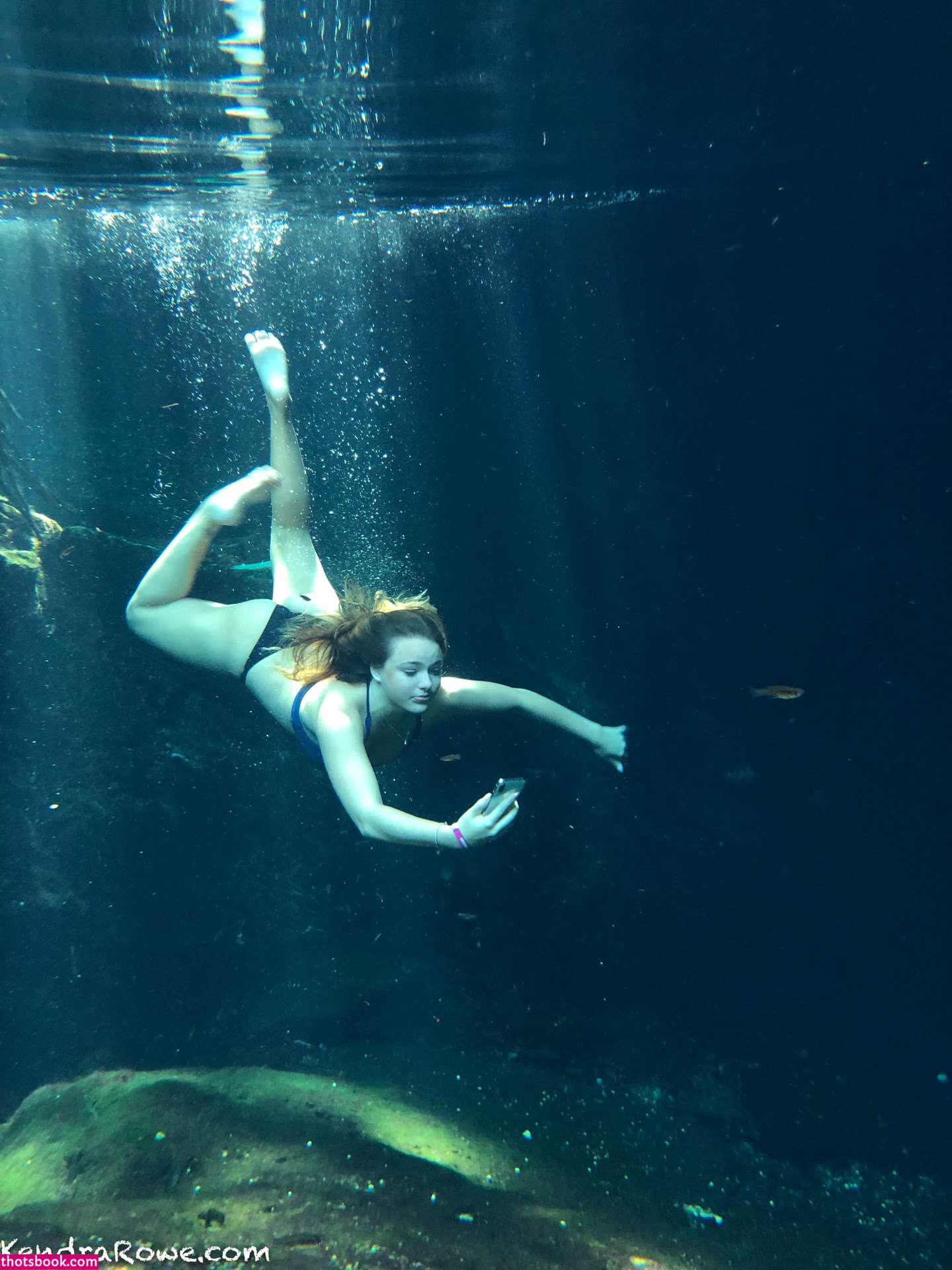 Kendra Rowe Photo #320