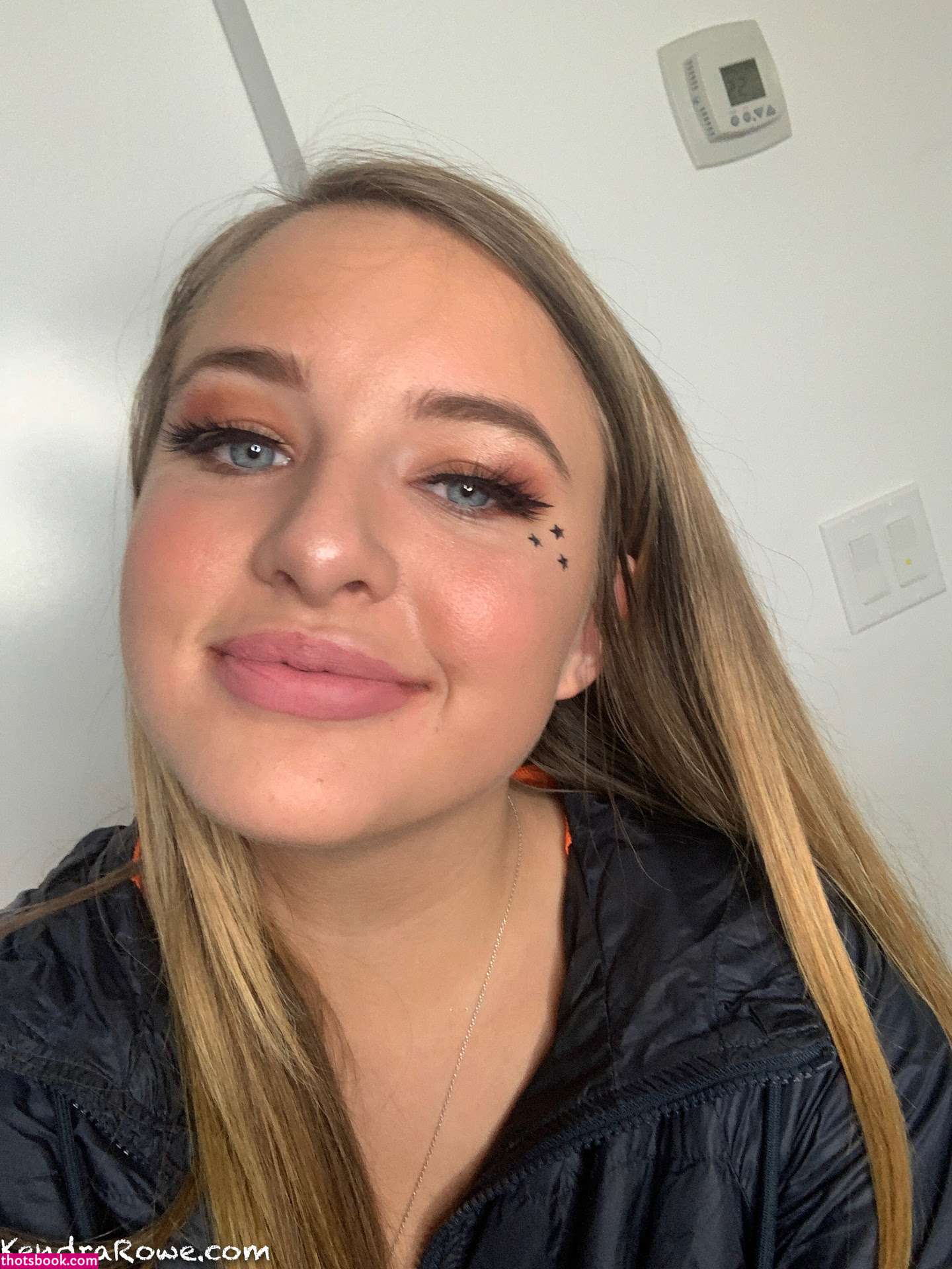 Kendra Rowe Photo #331