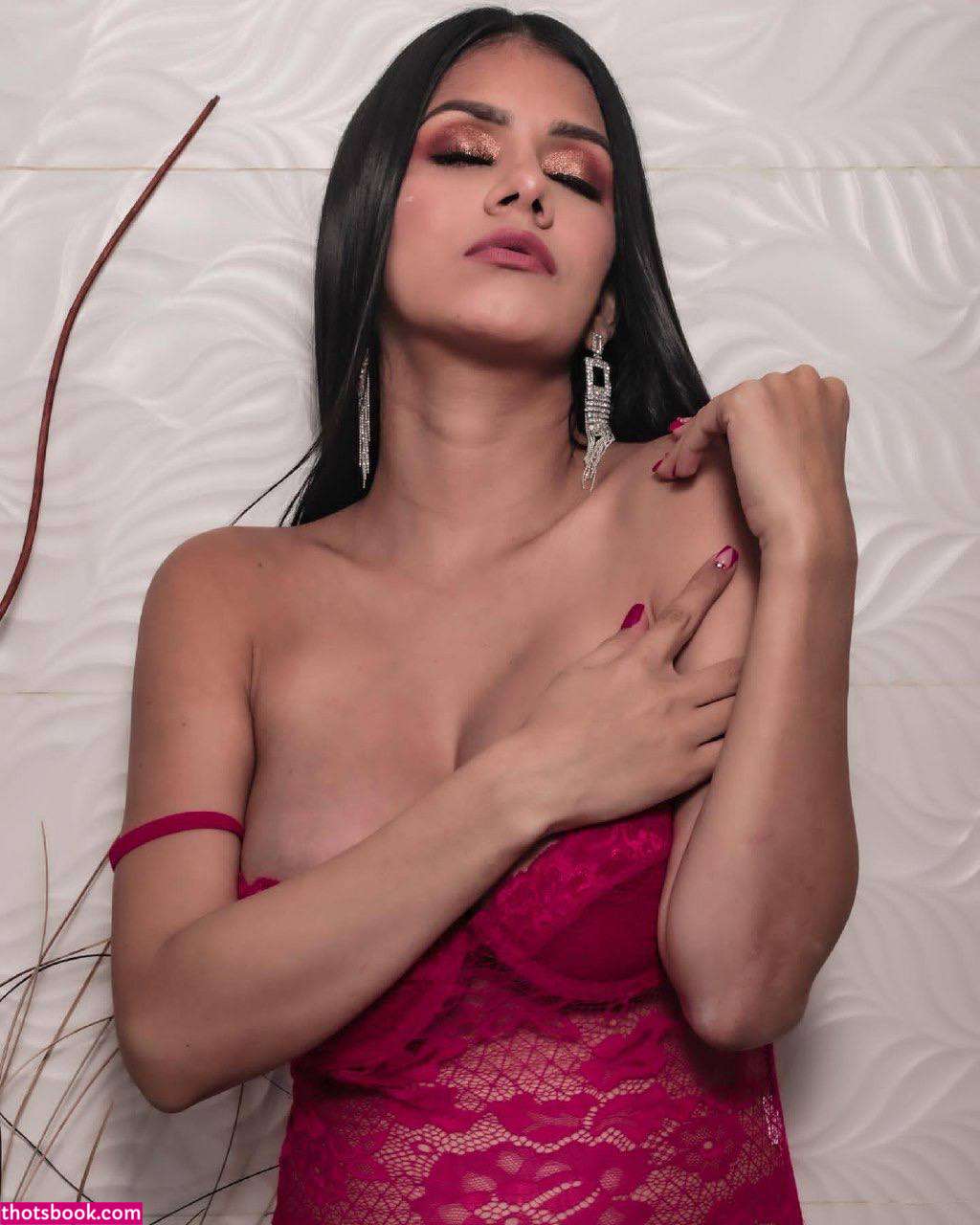 carolinaromoof Photo #3