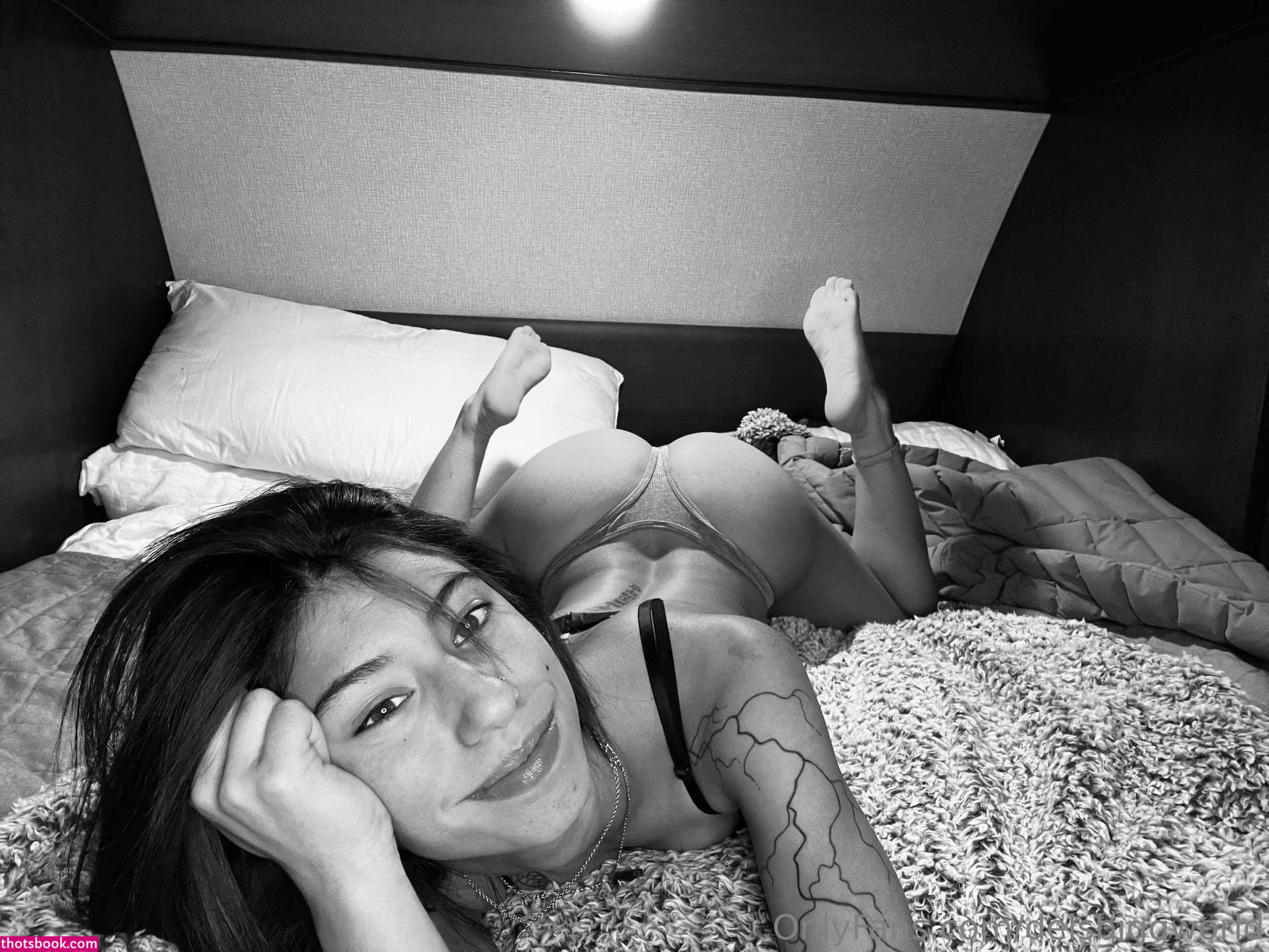 Delia Mandujano Photo #48