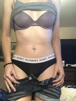 Bumblebeebri Photo #125