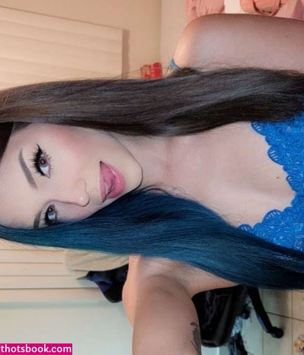 strawberrisweetv Photo #15