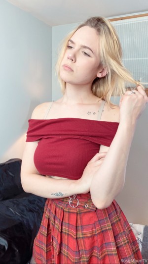 Rosemoontv Photo #103