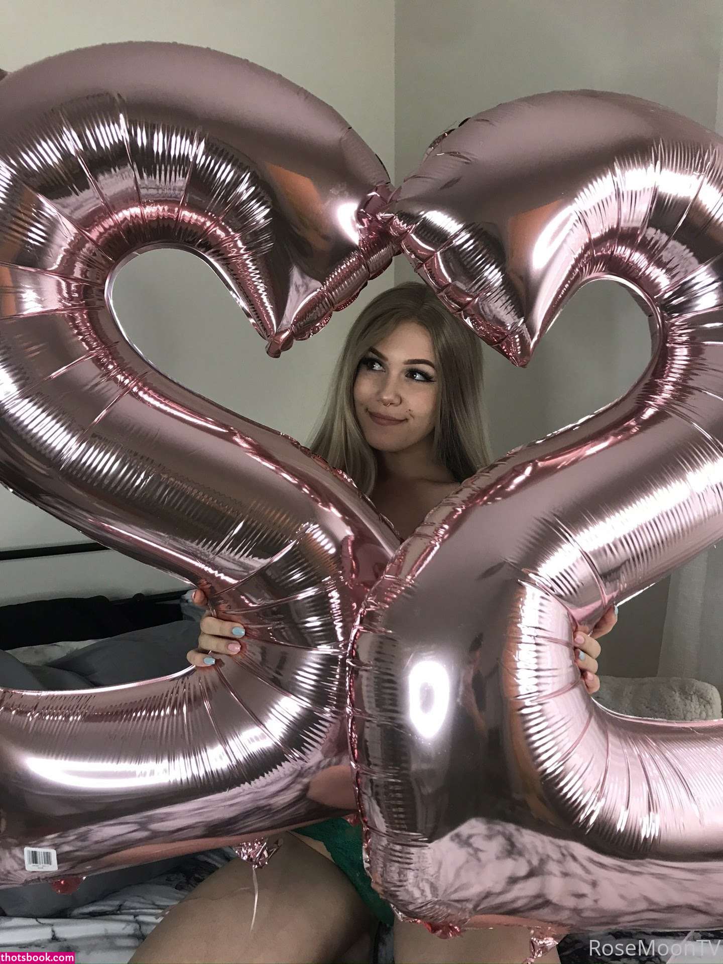 Rosemoontv Photo #107