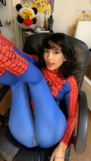 hinawynne Photo #107