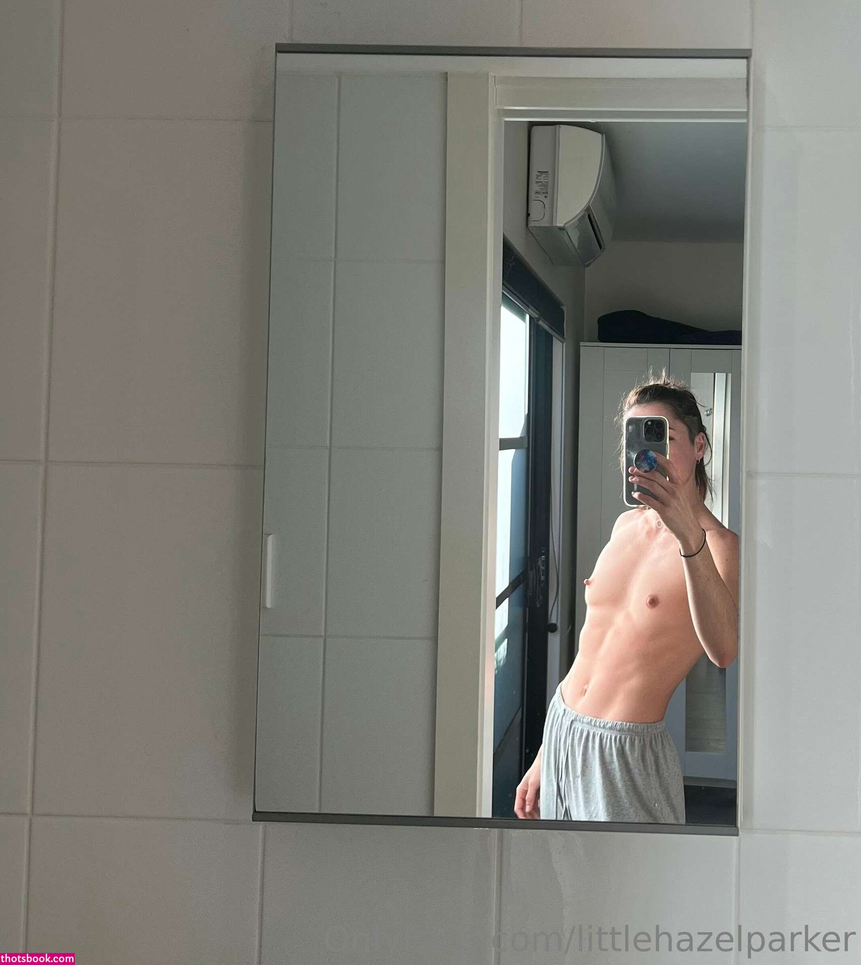 Littlehazelparker Photo #129