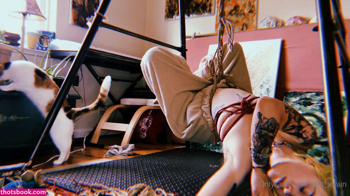 Saint Levain Photo #11