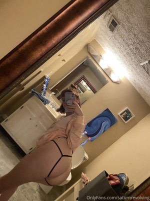 Saturnrevolving Photo #35