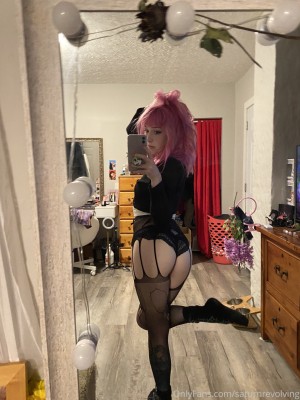 Saturnrevolving Photo #129