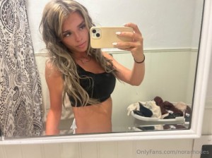 norarhodesxo Photo #24