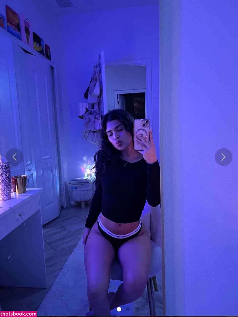 Victoria Jaimes Photo #18