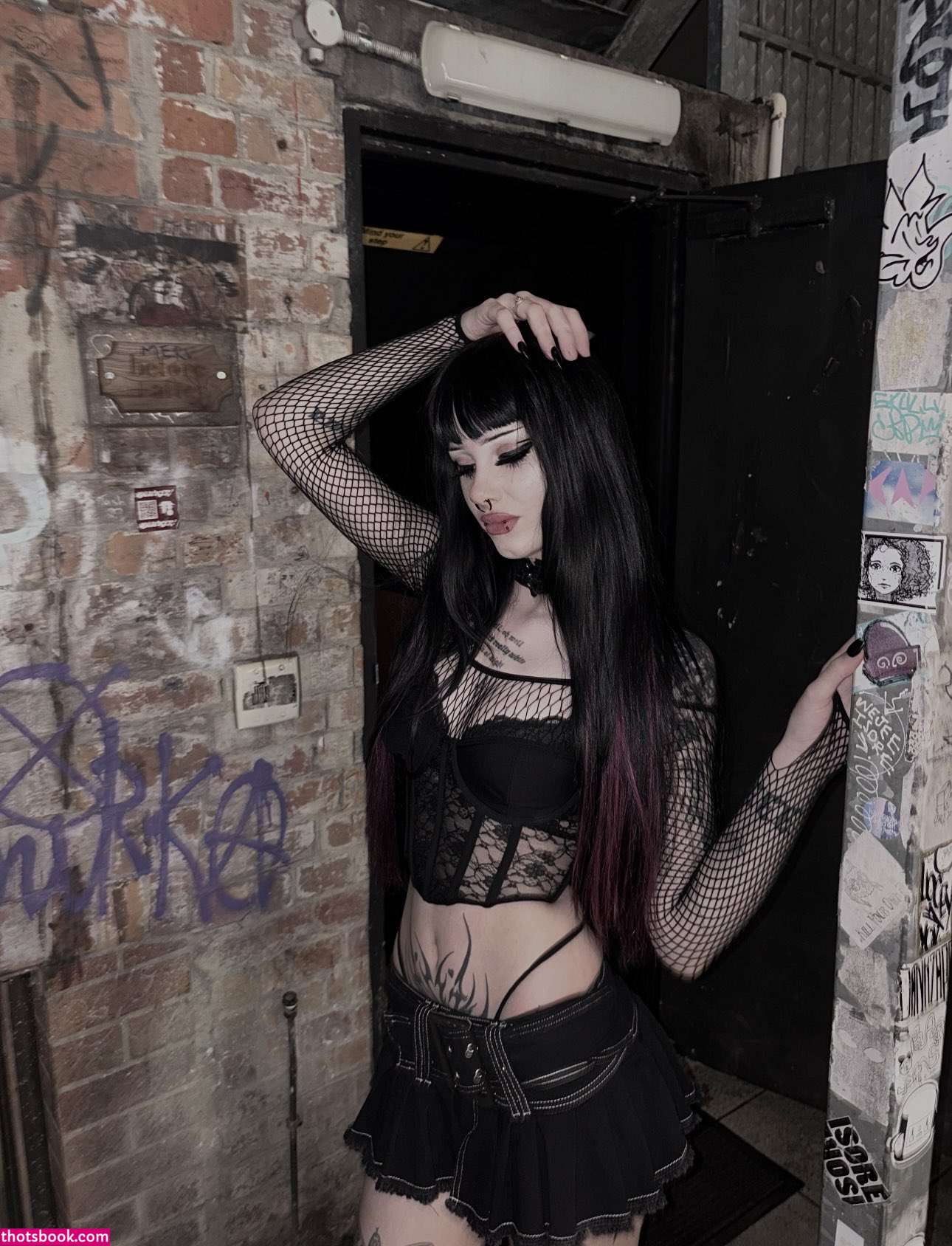 livindeadyaz Photo #3